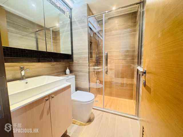 Sai Ying Pun - The Summa Block 2 05