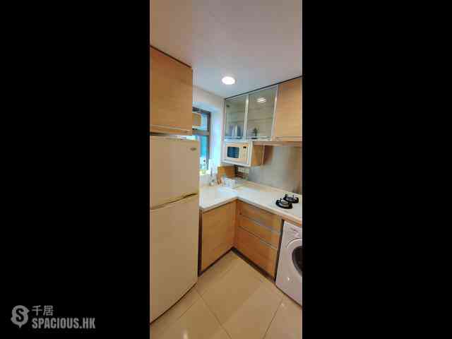 Wan Chai - The Zenith 06
