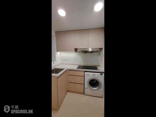 Wan Chai - The Zenith 05