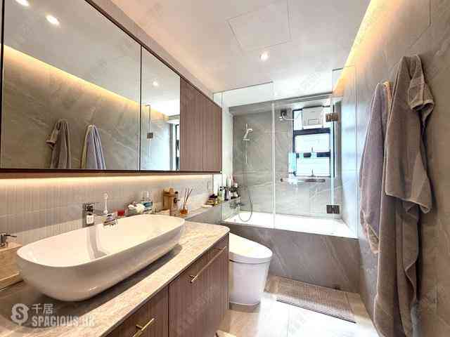 Mid Levels West - Dragonview Court 24