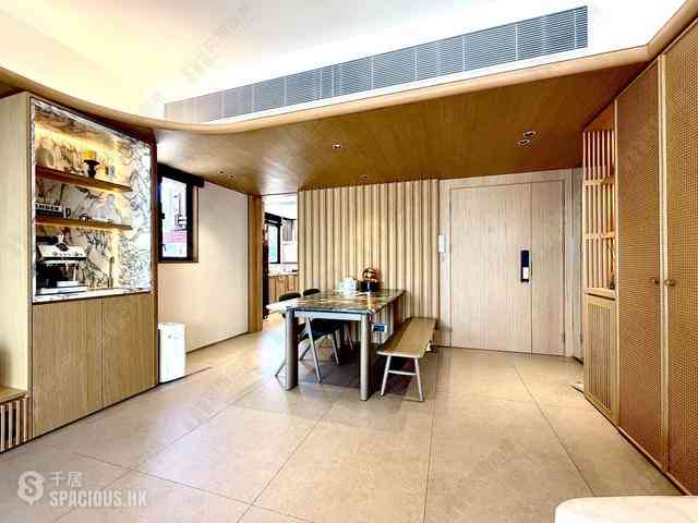 Mid Levels West - Dragonview Court 09