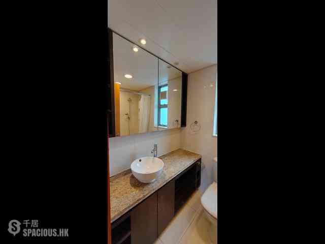 Wan Chai - The Zenith 05