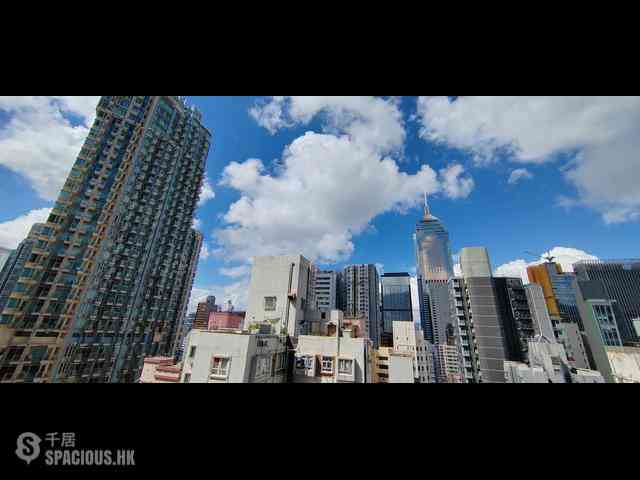 Wan Chai - The Zenith 09