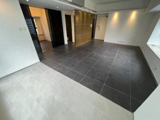 Central - The Royal Court 03