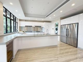 The Peak - 21, Coombe Road 15