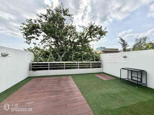 Repulse Bay - Burnside Estate 03