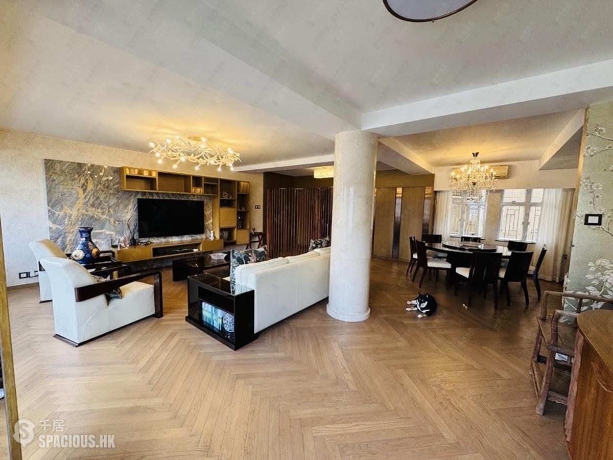 Mid Levels West - Park View Court 01