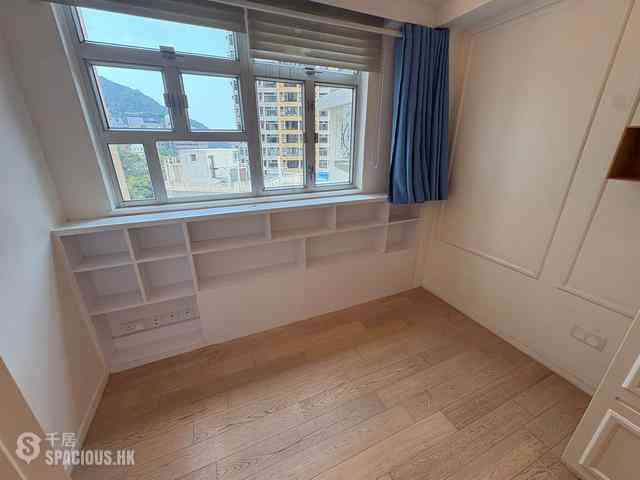Mid Levels West - Greenland Gardens 25