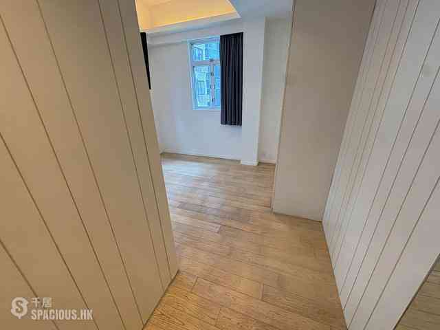 Mid Levels West - Greenland Gardens 26