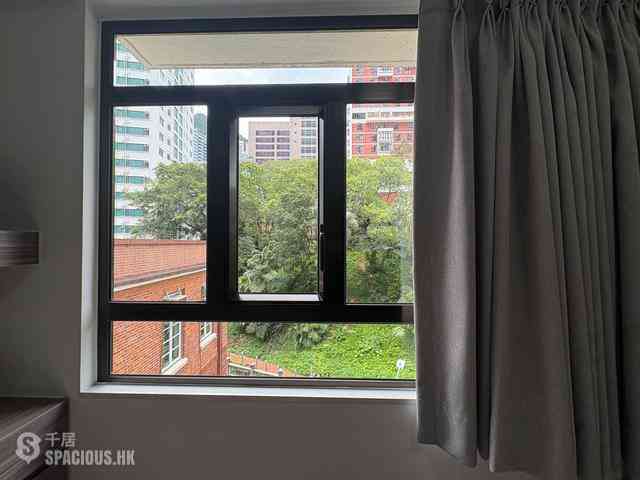 Sai Ying Pun - Hing Hon Building 05