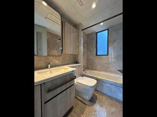 Wong Chuk Hang - The Southside Phase 4B Tower 1B 08