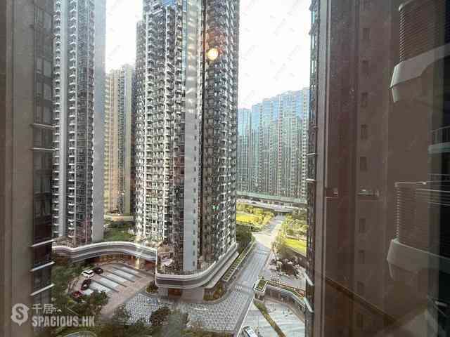 Wong Chuk Hang - The Southside Phase 4B Tower 1B 01