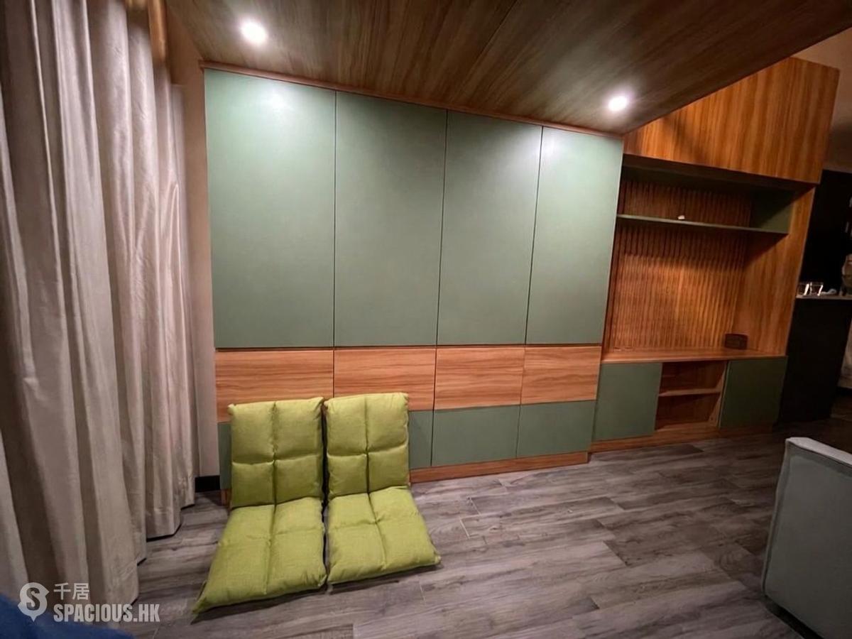 Sheung Wan - AVA128 01