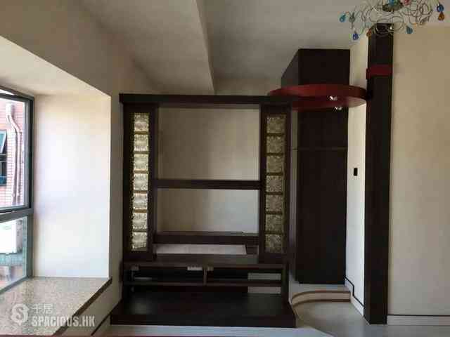 Sheung Wan - Queen's Terrace 03