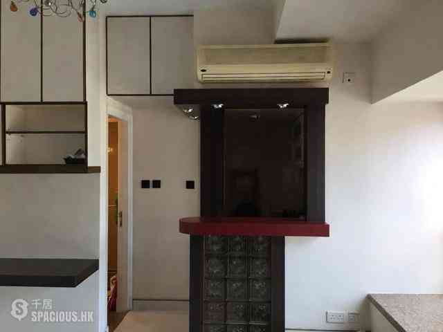 Sheung Wan - Queen's Terrace 06