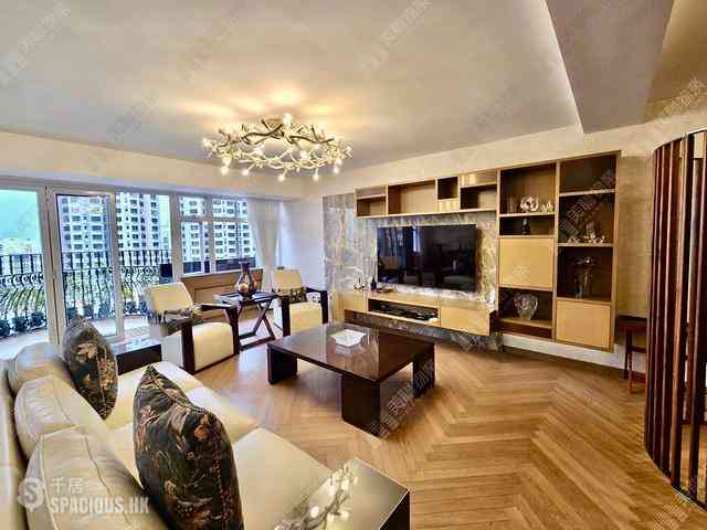 Mid Levels West - Park View Court 04
