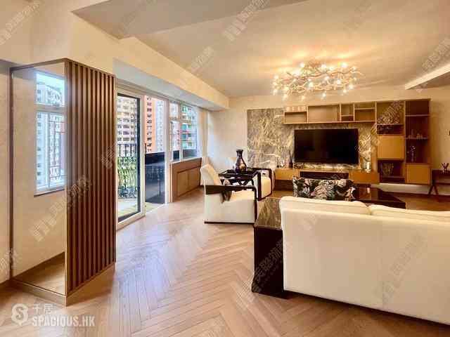 Mid Levels West - Park View Court 07