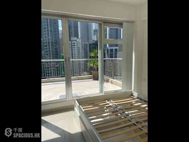 Wan Chai - Hip Sang Building 11