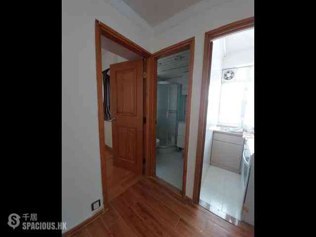 Causeway Bay - Lei Wen Court 08