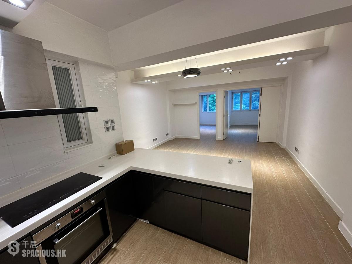 Kennedy Town - Sincere Western House 01