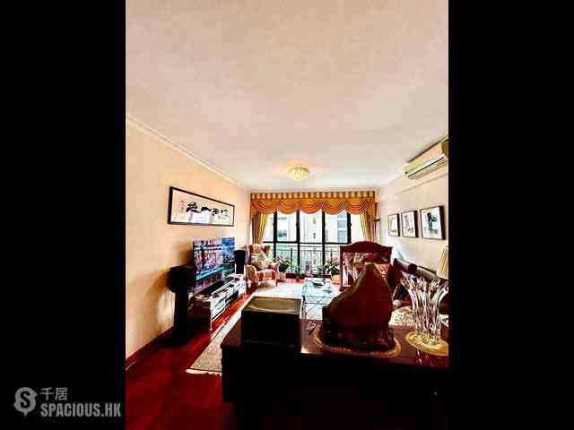 Mid Levels Central - Clovelly Court Block 2 03