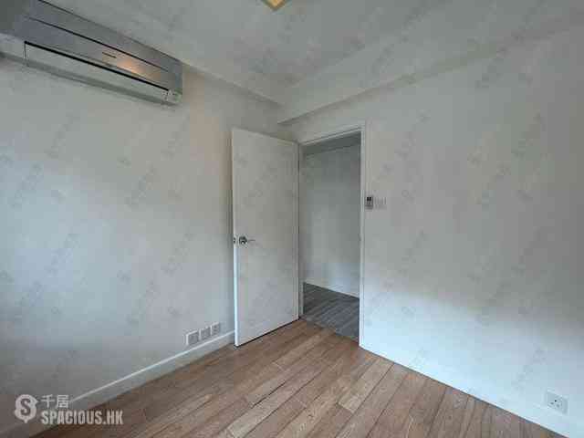 Mid Levels Central - Goldwin Heights 04