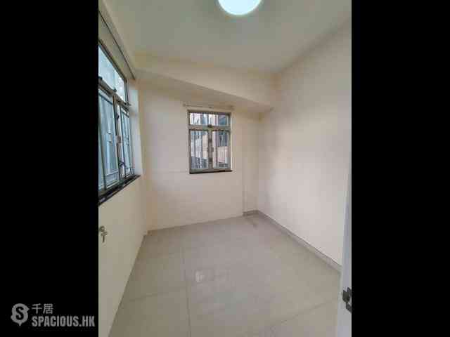 Sham Shui Po - 62, Castle Peak Road 04