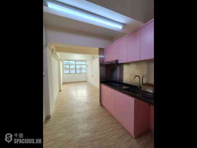 Sham Shui Po - 62, Castle Peak Road 02