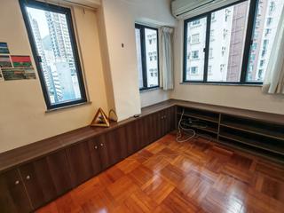 Happy Valley - Fung Woo Building 05