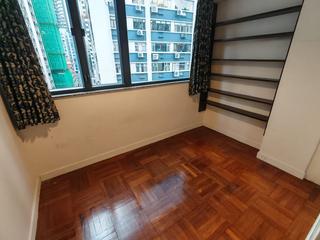 Happy Valley - Fung Woo Building 09
