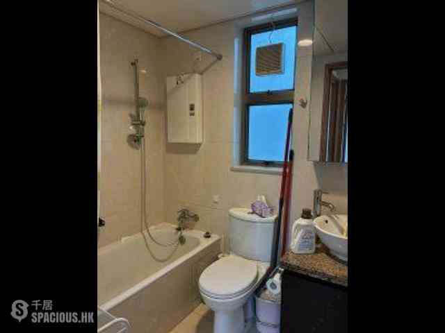 Wan Chai - The Zenith Phase 1 Block 3 03
