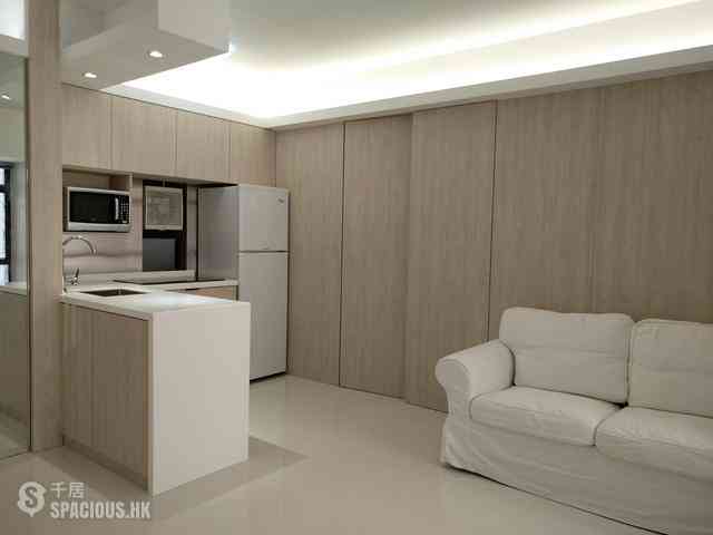Mid Levels Central - Tycoon Court Block A 03