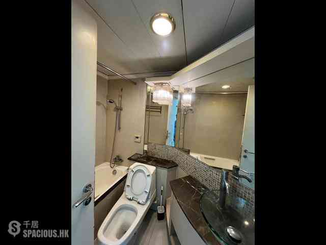 Tung Chung - Caribbean Coast Phase 3 Carmel Cove Tower 11 05