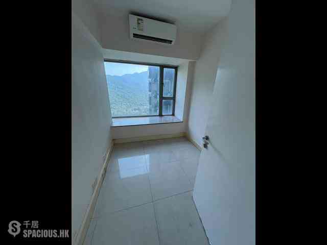 Tung Chung - Caribbean Coast Phase 3 Carmel Cove Tower 11 07