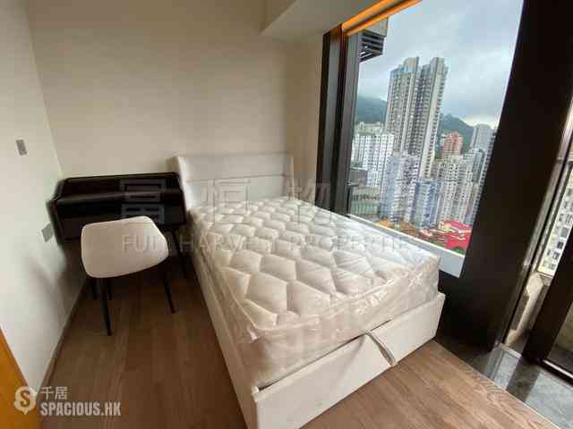 跑马地 - Eight Kwai Fong Happy Valley 02