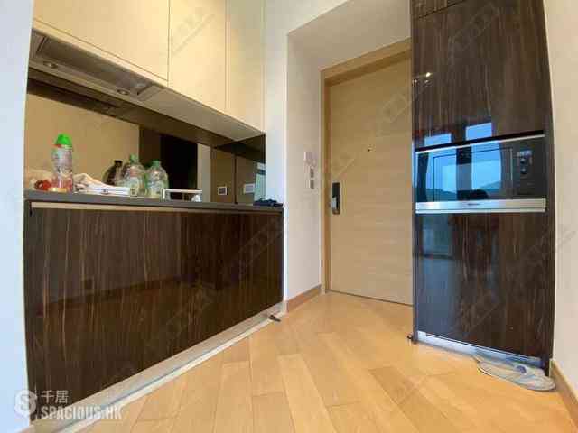 Causeway Bay - Jones Hive 04