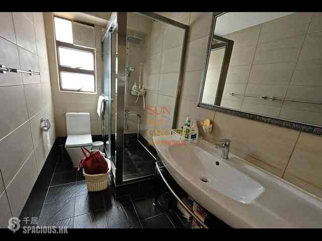 Mid Levels West - Dragonview Court 09