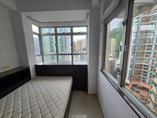 Wan Chai - Vincent Mansion 08