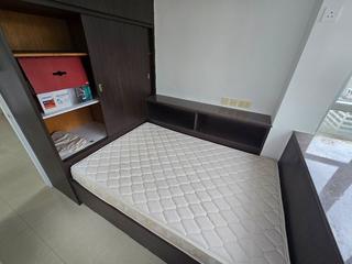 Wan Chai - Vincent Mansion 09