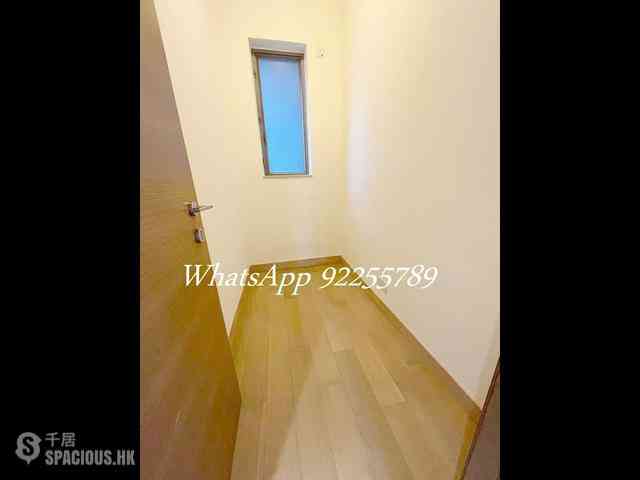 Sai Ying Pun - Island Crest 11