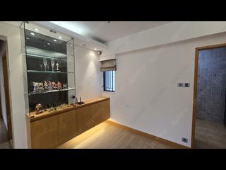 Mid Levels West - Lyttelton Garden Block 1 03
