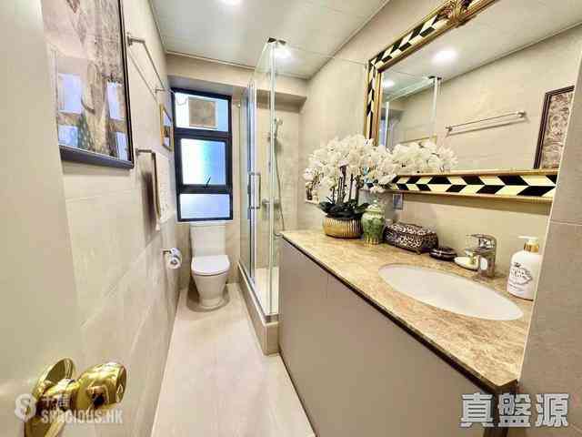 Mid Levels Central - Robinson Heights Block 1 07