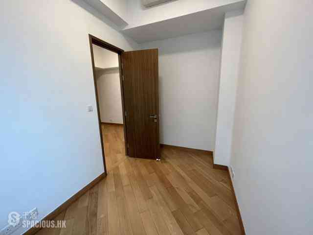 Shau Kei Wan - i・UniQ Residence 02