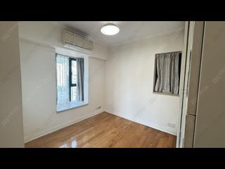 Kennedy Town - University Heights Block 2 04