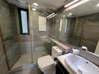 Kennedy Town - University Heights Block 2 06