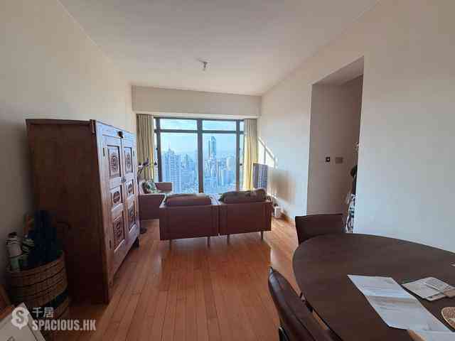 Mid Levels Central - Fairlane Tower 03
