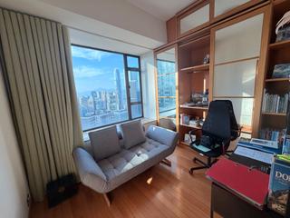 Mid Levels Central - Fairlane Tower 04