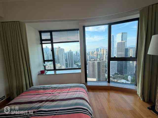 Mid Levels Central - Fairlane Tower 06