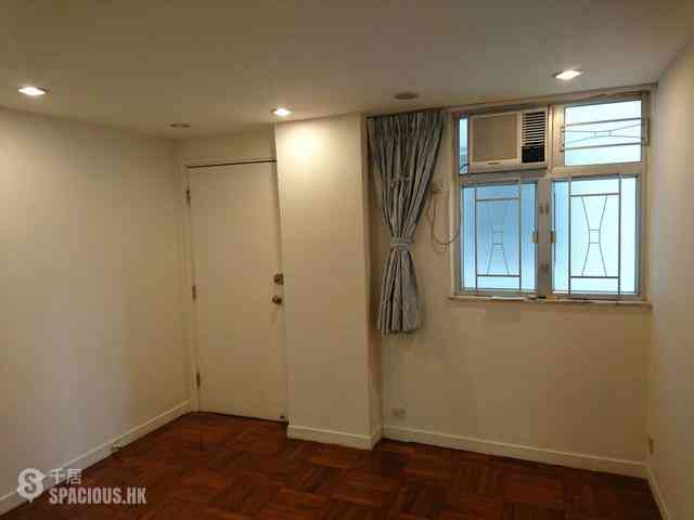 Wan Chai - Capital Building 01