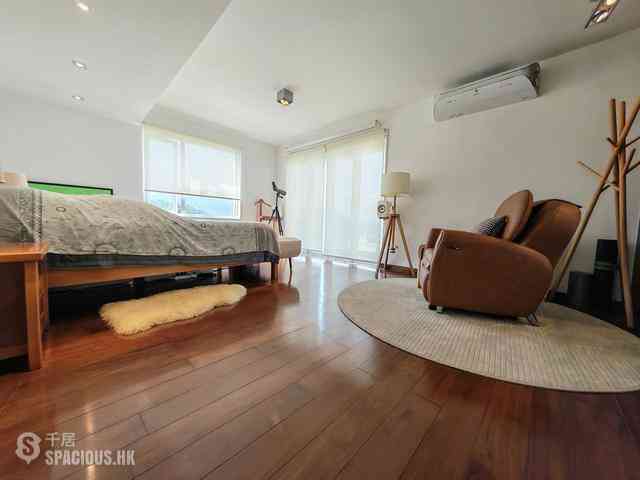 Clear Water Bay - Pik Uk 10